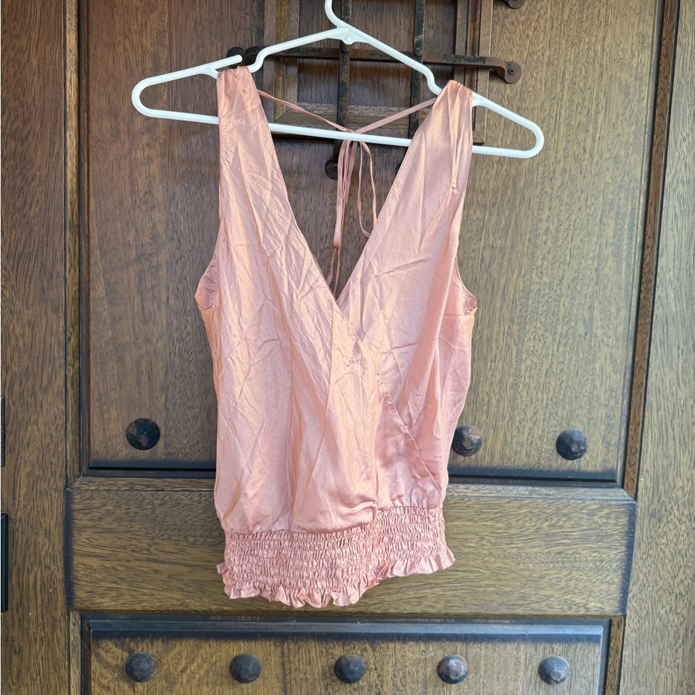 Peach Sleeveles100% silk blouses